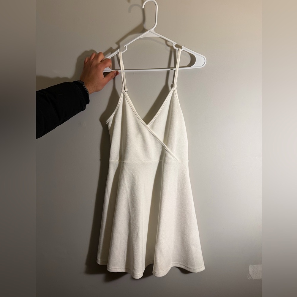 White Sleeveless Dress